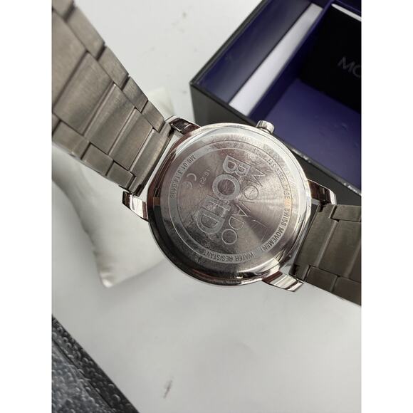 Movado Bold Women\'s Watch Silver All Steel Dazzling Pavé Crystals 3600254 In Box main image 7